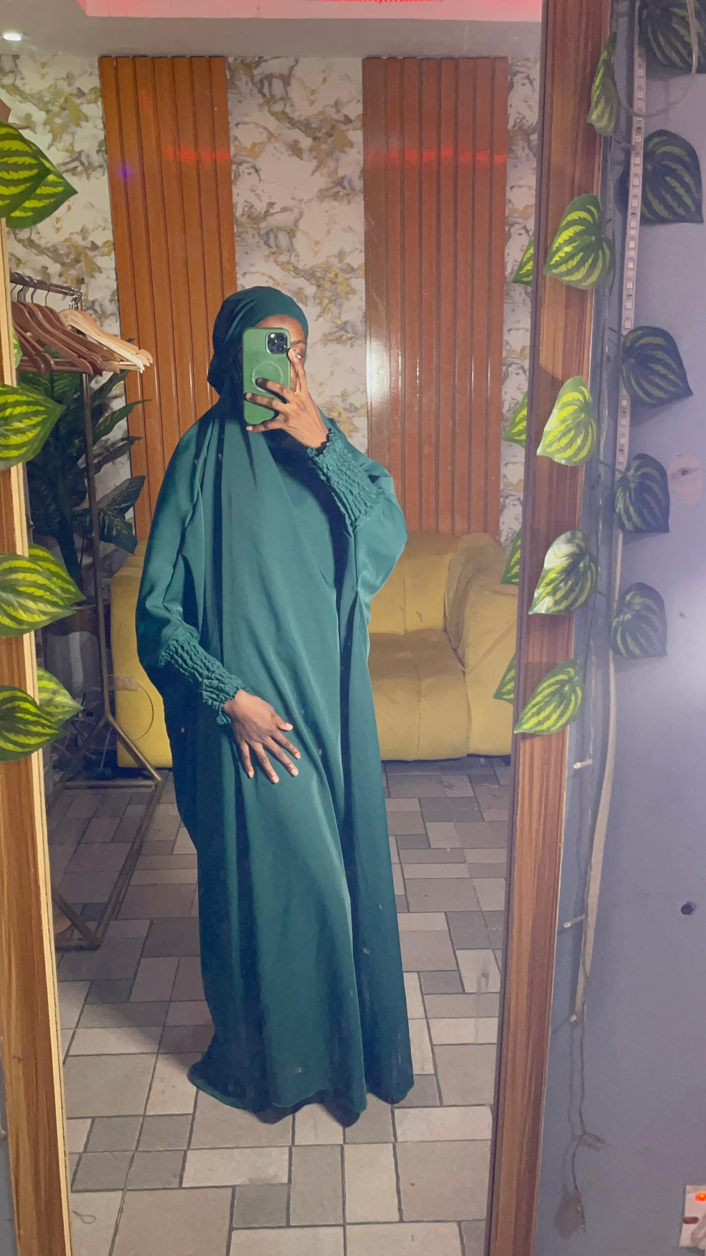 Prayer Dresses & Modest Abayas thumbnail 1