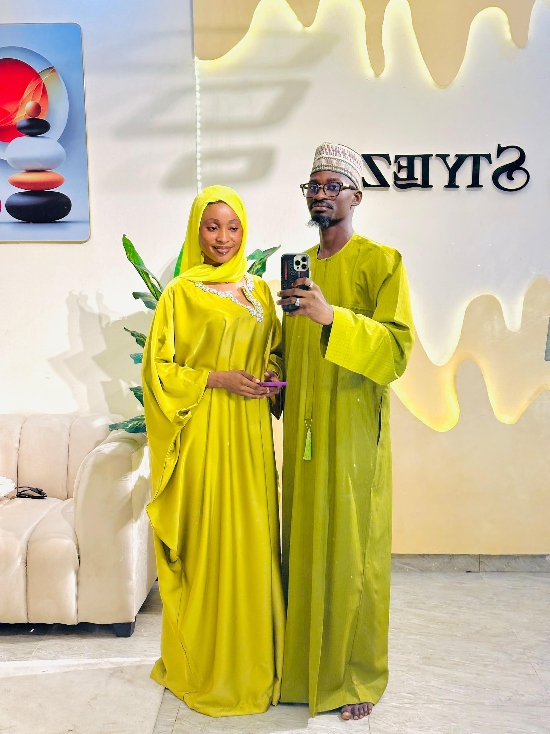 Classic Couple Set (Brown Jalab & Abaya)